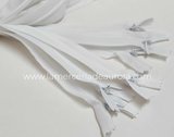 Cremallera invisible blanca