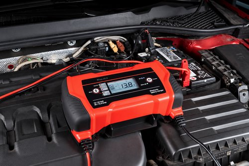 Cargador de baterías Skan 25.0 12/24 V