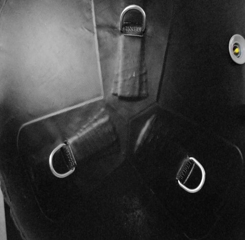 DEFENSA MEGA YACHT "MAGNUS" DEFENSA MEGA YACHT "MAGNUS"