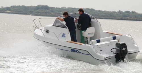 DIPOL 580 SPORT CABIN
