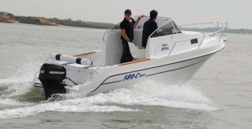 DIPOL 580 SPORT CABIN