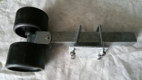 POSTE LATERAL REMOLQUE