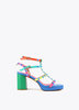 Sandalia de tacón tiras multicolor y tachas Lola Casademunt